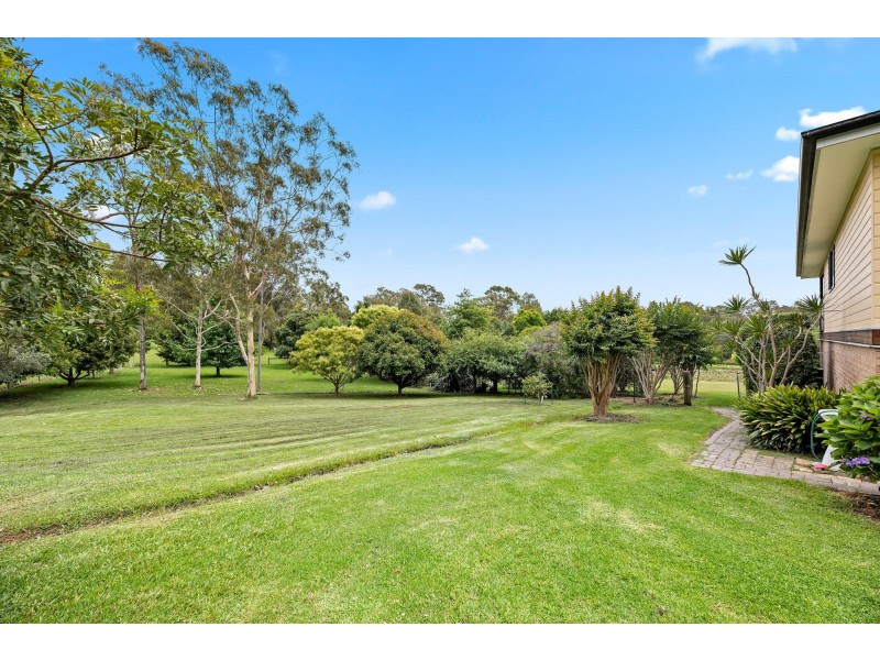3 Bootman Place, Moruya NSW 2537