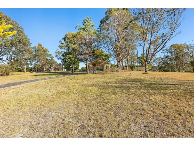 3 Glenduart Grove, Moruya NSW 2537