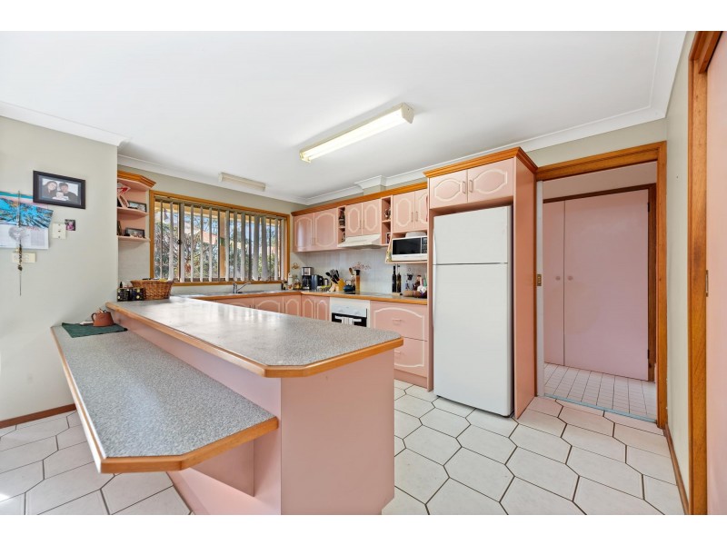 2 Albert Street, Moruya NSW 2537