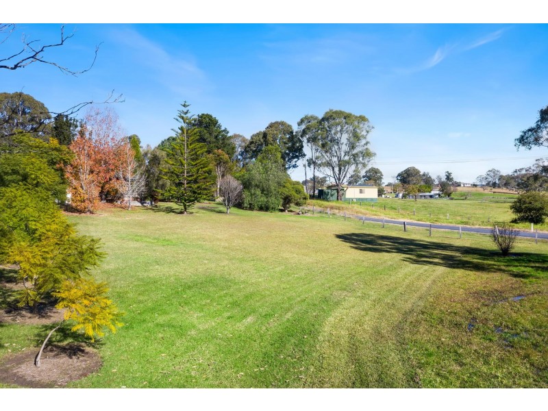 2 Albert Street, Moruya NSW 2537