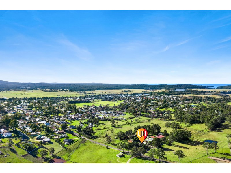 2 Albert Street, Moruya NSW 2537
