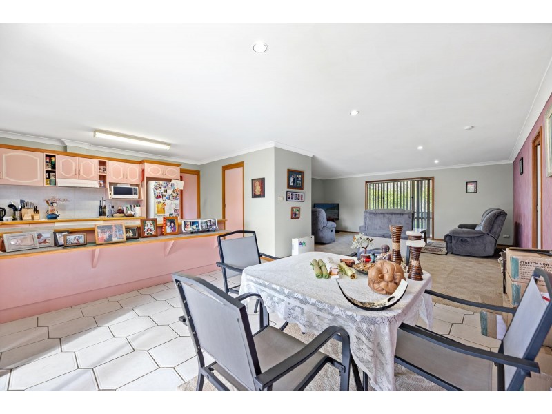 2 Albert Street, Moruya NSW 2537