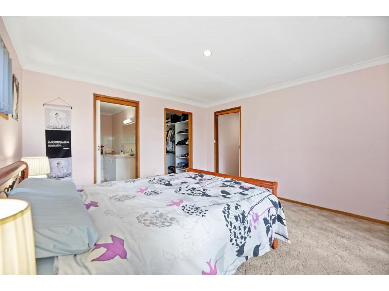 2 Albert Street, Moruya NSW 2537