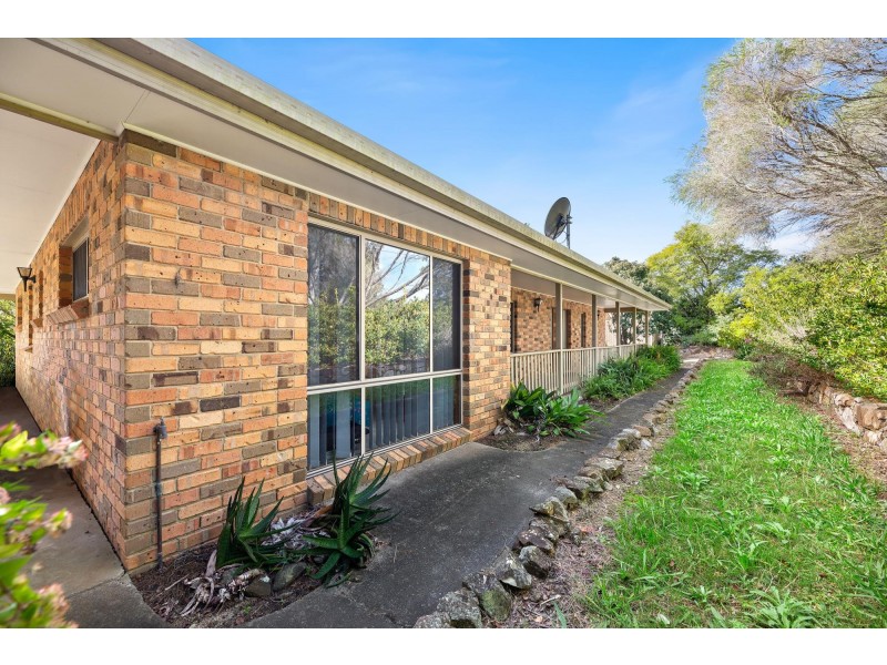 2 Albert Street, Moruya NSW 2537