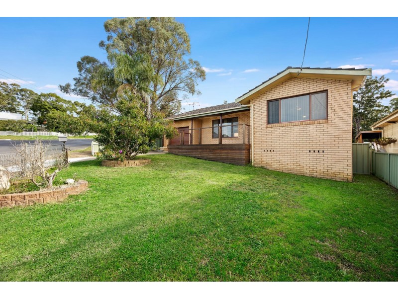 19 Luck Street, Moruya NSW 2537