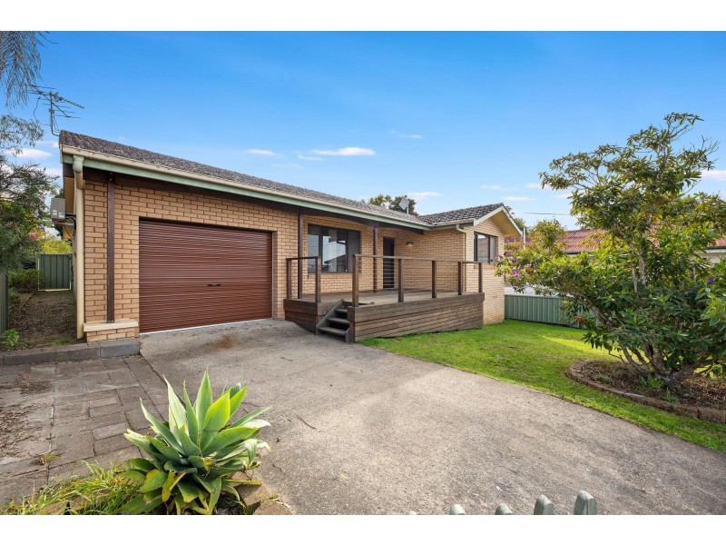 19 Luck Street, Moruya NSW 2537
