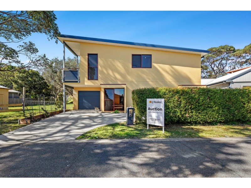 16 Constable Street, Moruya Heads NSW 2537