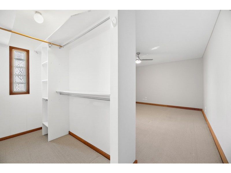 16 Constable Street, Moruya Heads NSW 2537