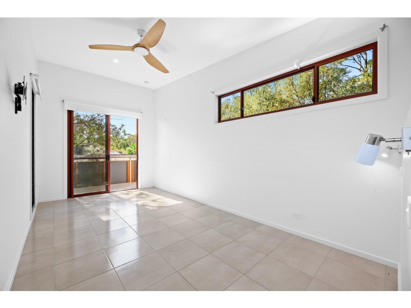 16 Constable Street, Moruya Heads NSW 2537