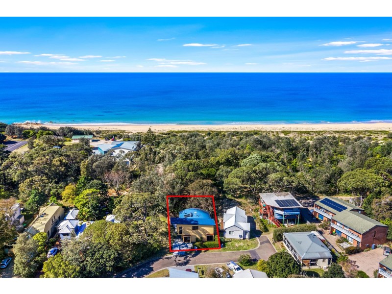 16 Constable Street, Moruya Heads NSW 2537