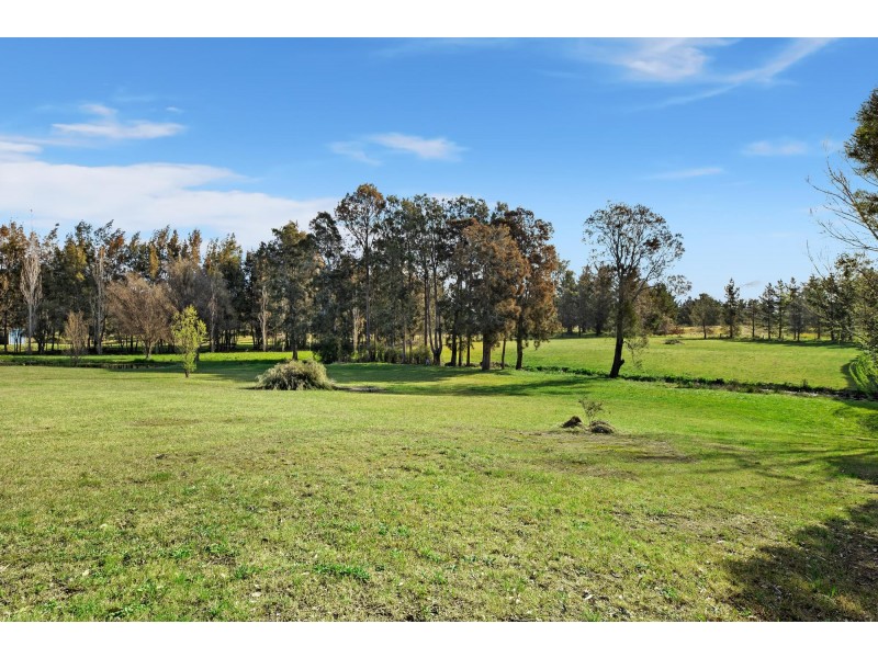 59 Pear Tree Place, Moruya NSW 2537
