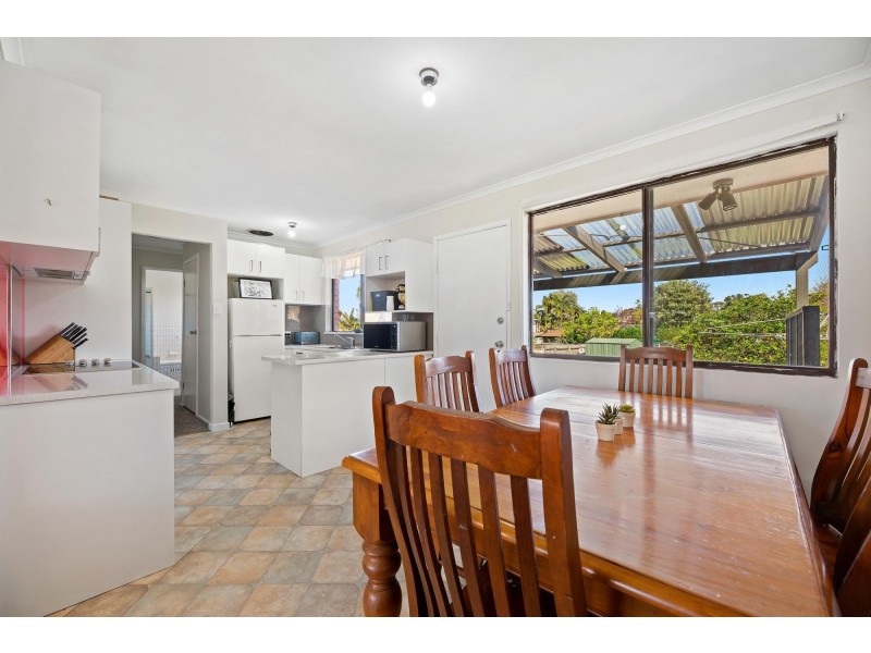 19 Shore Street, Moruya NSW 2537