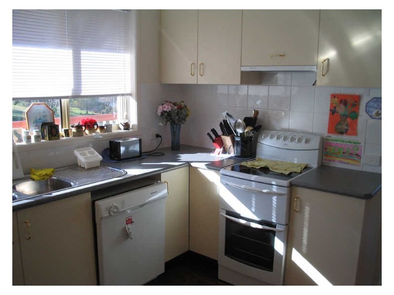 52 Albert Street, Moruya NSW 2537