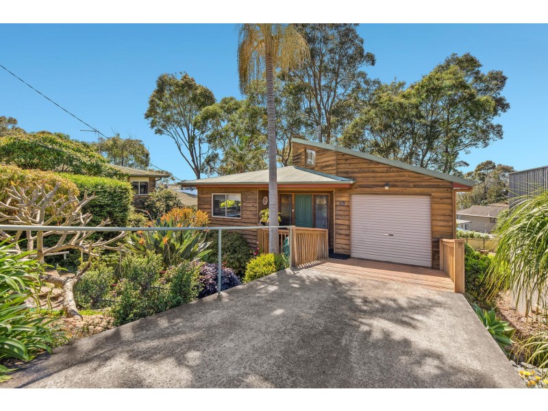 26 Millers Crescent, Moruya Heads NSW 2537