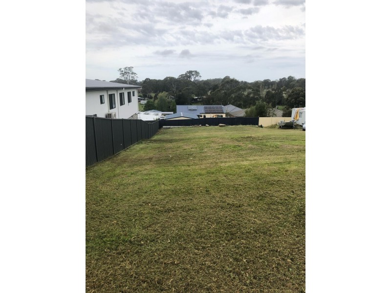 9 Swan Ridge Place, Moruya NSW 2537