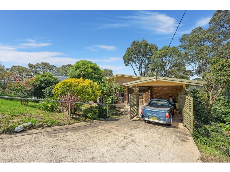24 Millers Crescent, Moruya Heads NSW 2537