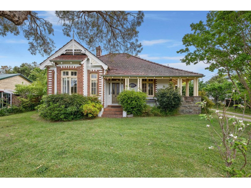 17 Page Street, Moruya NSW 2537