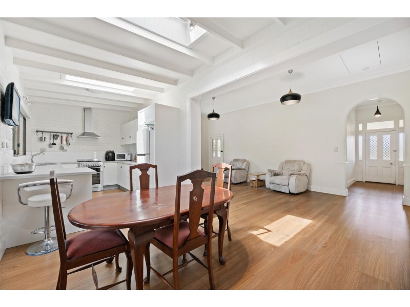 17 Page Street, Moruya NSW 2537