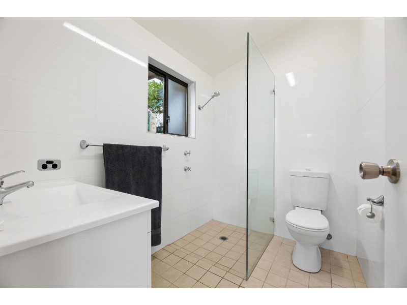 17 Page Street, Moruya NSW 2537