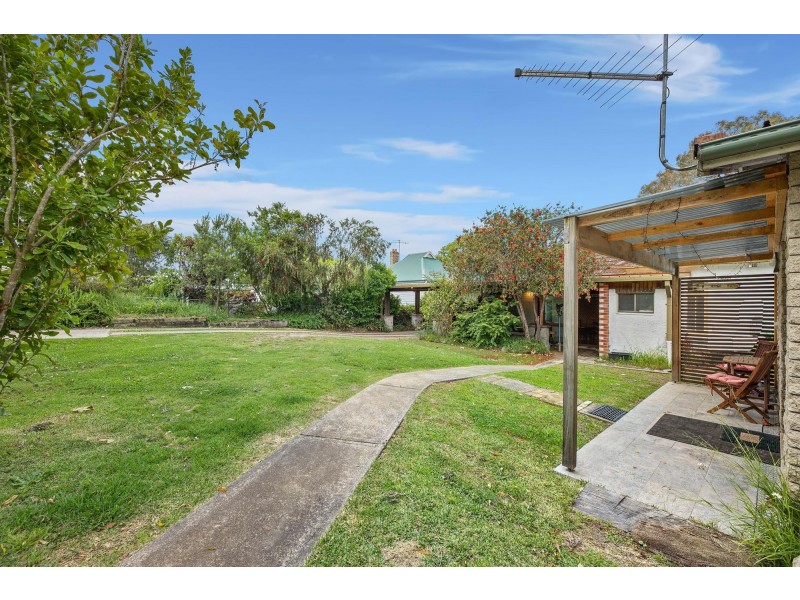 17 Page Street, Moruya NSW 2537