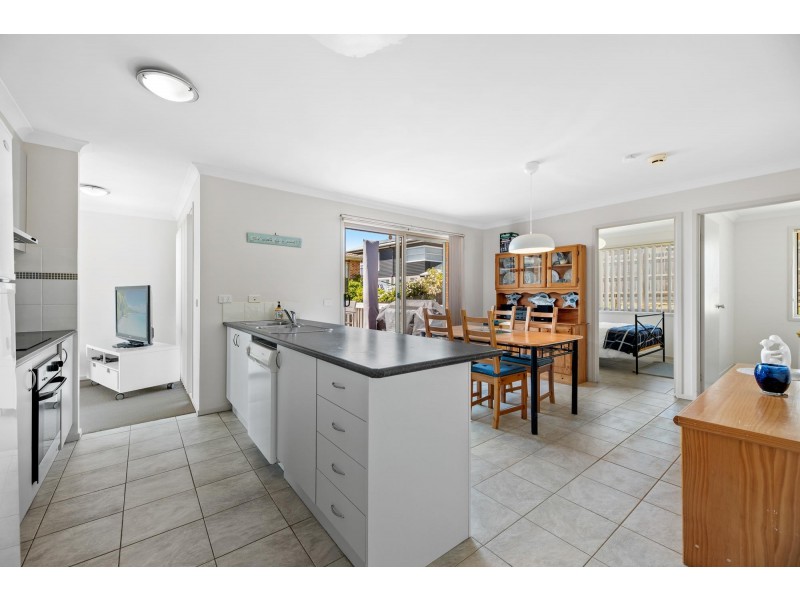 4 Green Place, Tuross Head NSW 2537