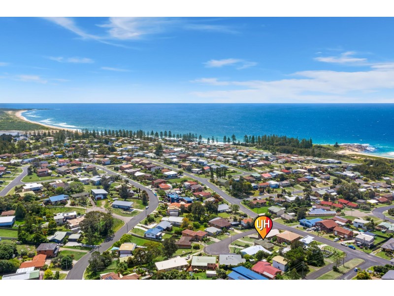4 Green Place, Tuross Head NSW 2537
