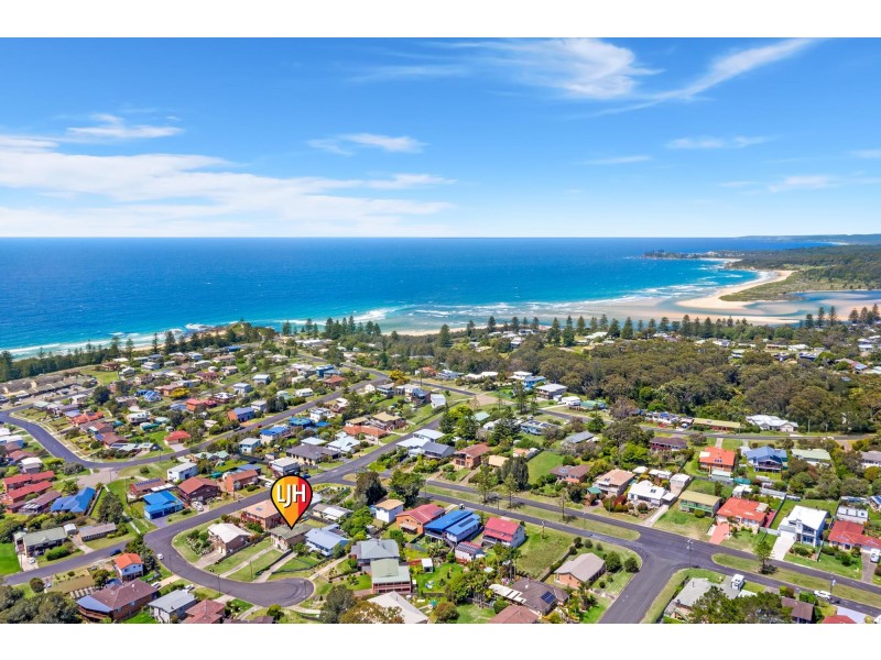 4 Green Place, Tuross Head NSW 2537