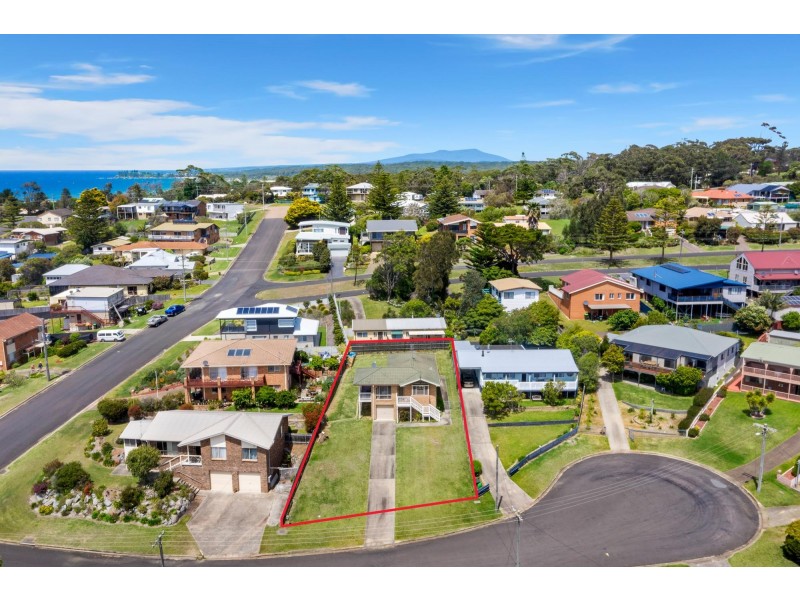4 Green Place, Tuross Head NSW 2537
