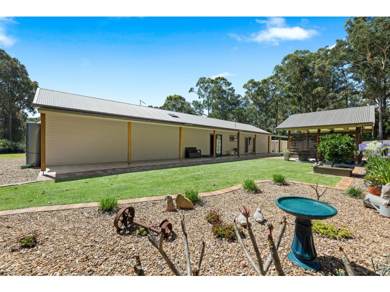 8 Brindabella Street, Bergalia NSW 2537