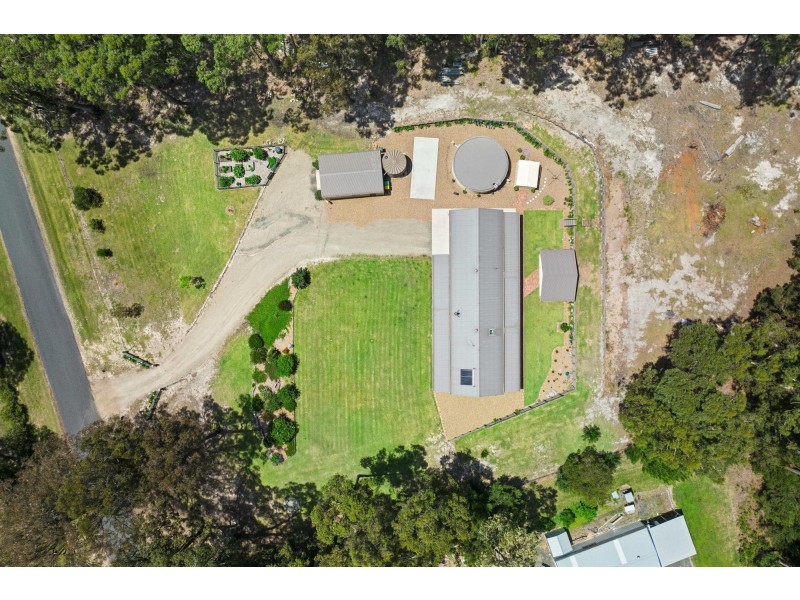 8 Brindabella Street, Bergalia NSW 2537