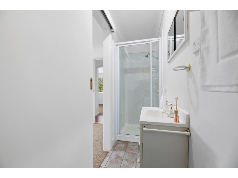 8 Bergalia Street, Moruya NSW 2537