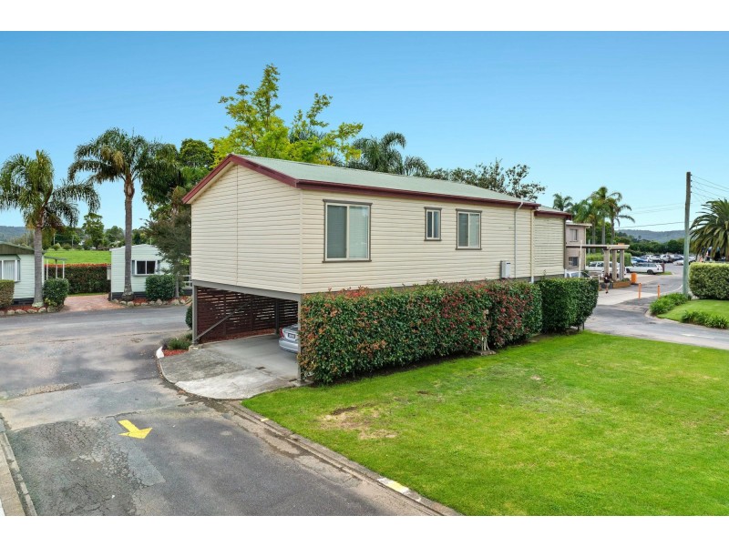 1/9 Princes Highway, Moruya NSW 2537