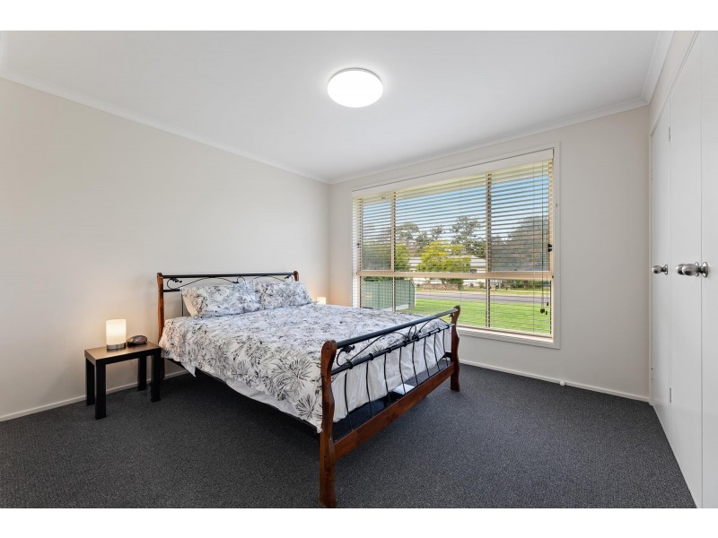 33 Haslingden Street, Moruya NSW 2537
