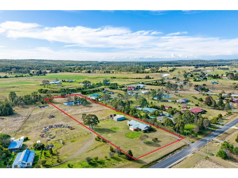 19 Glenduart Grove, Moruya NSW 2537