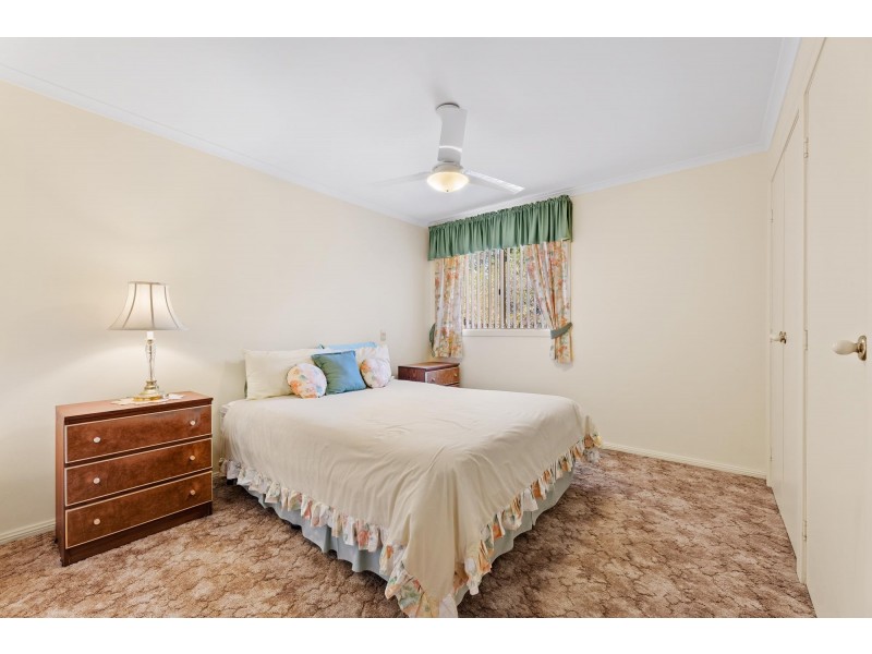 19 Glenduart Grove, Moruya NSW 2537