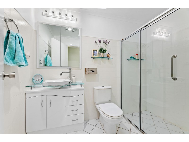 19 Glenduart Grove, Moruya NSW 2537