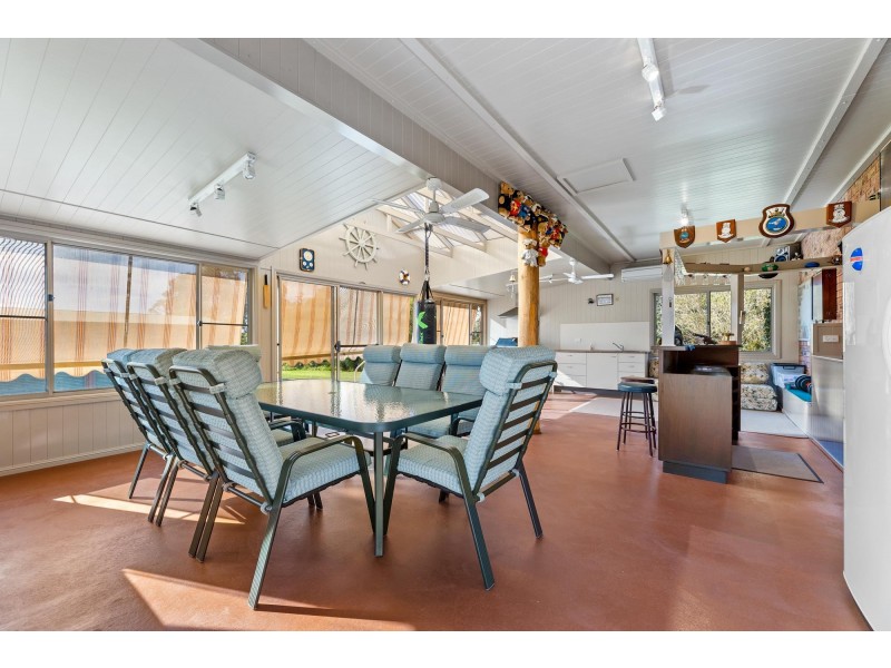 19 Glenduart Grove, Moruya NSW 2537