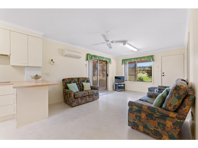 19 Glenduart Grove, Moruya NSW 2537