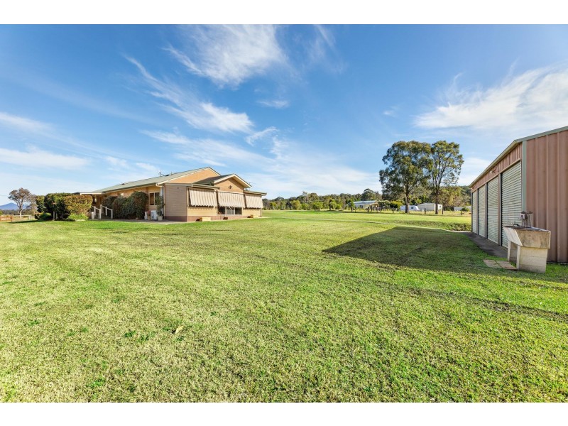 19 Glenduart Grove, Moruya NSW 2537