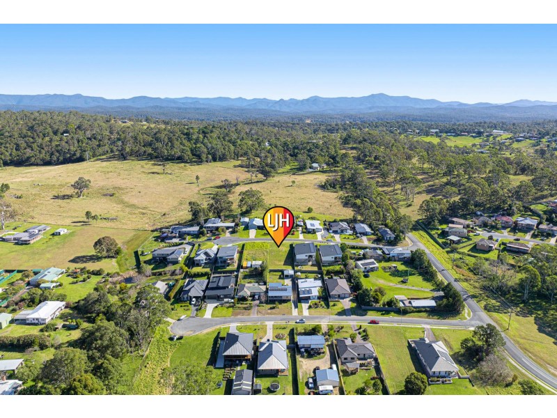 9 Swan Ridge Place, Moruya NSW 2537
