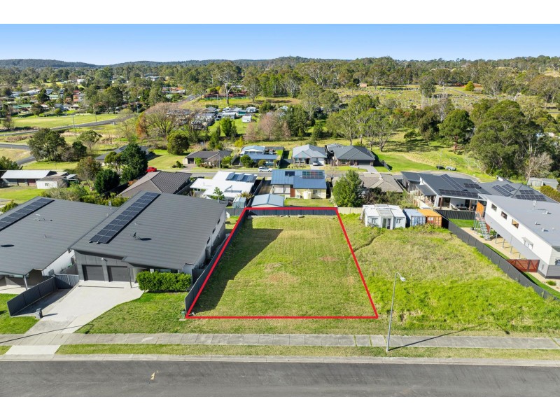 9 Swan Ridge Place, Moruya NSW 2537