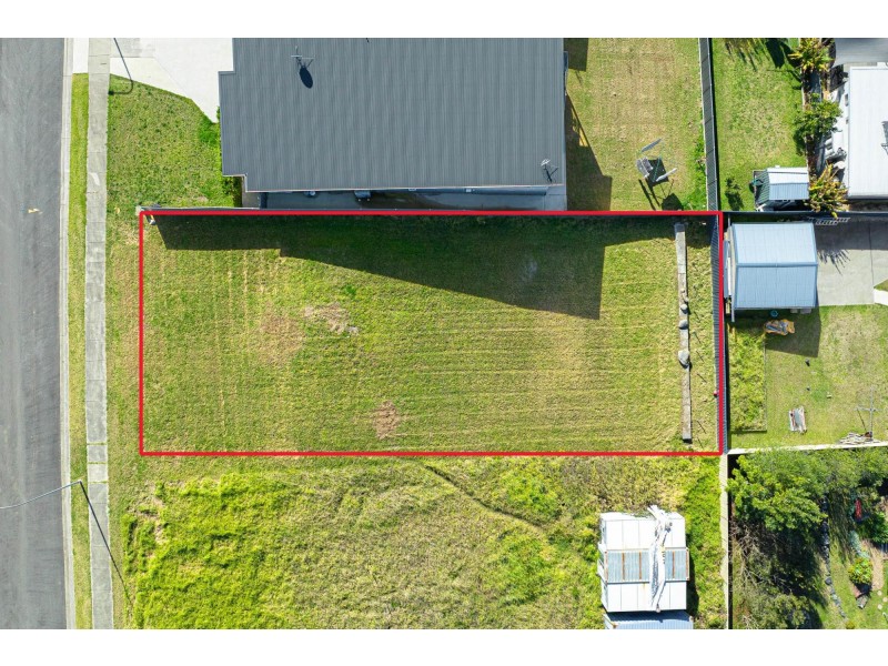 9 Swan Ridge Place, Moruya NSW 2537