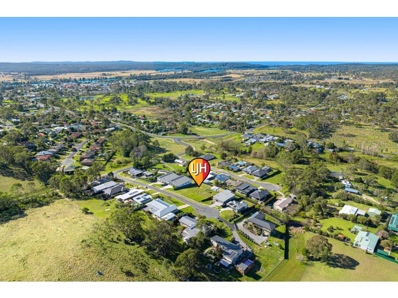 9 Swan Ridge Place, Moruya NSW 2537