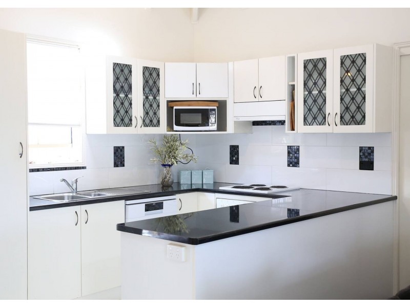 15 Constable Street, Moruya Heads NSW 2537