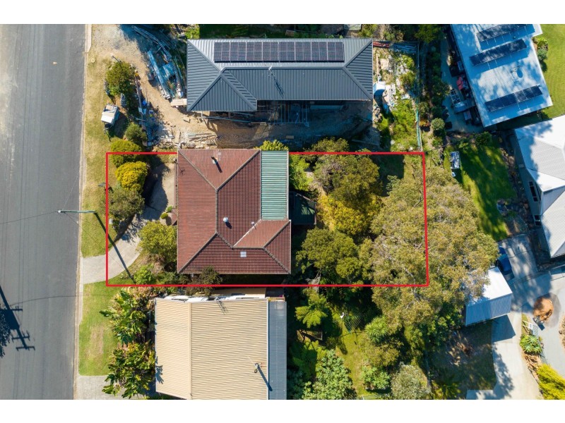 16 Hazel Road, Moruya Heads NSW 2537