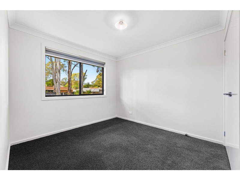 6 Joy Place, Moruya NSW 2537