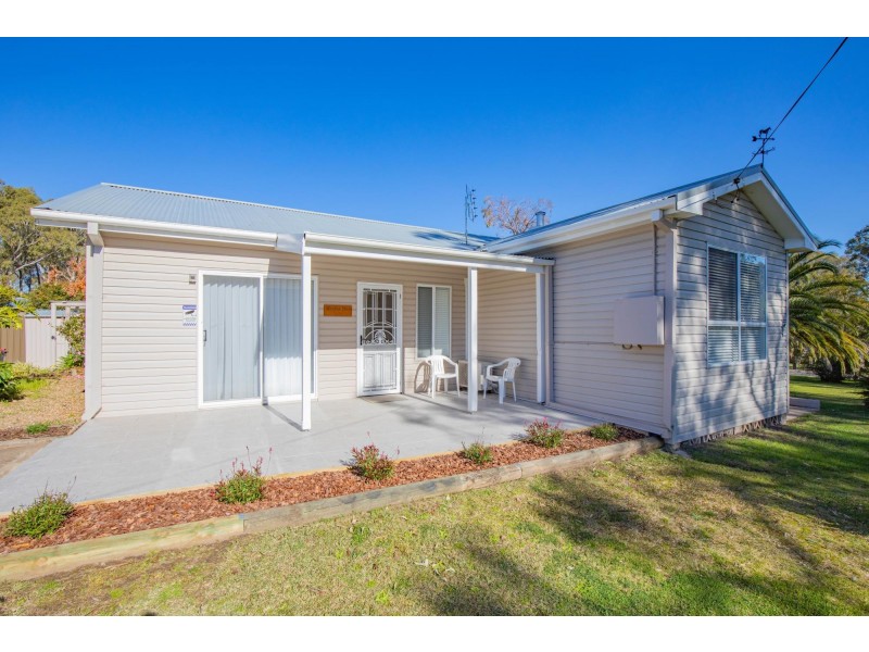 49 Bergalia Street, Moruya NSW 2537