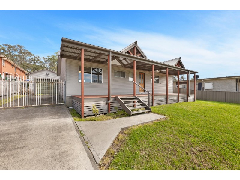 6 Anderson Street, Moruya NSW 2537
