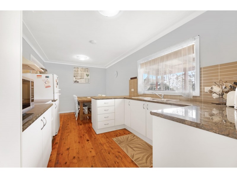 6 Anderson Street, Moruya NSW 2537