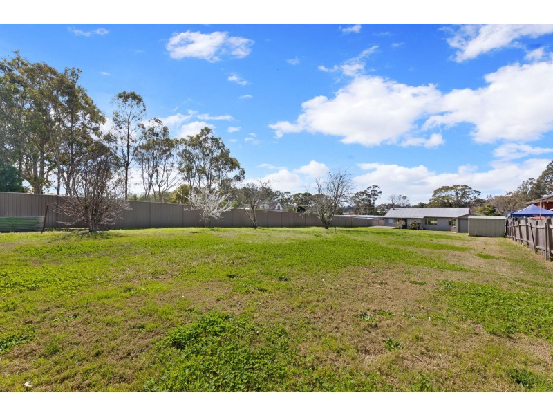 6 Anderson Street, Moruya NSW 2537